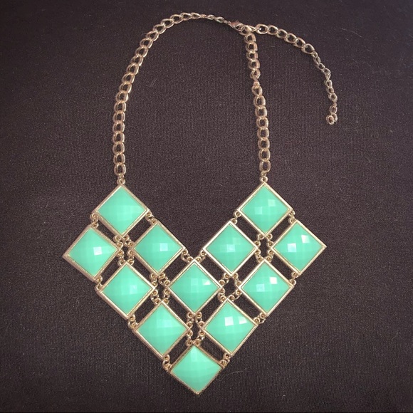 Mint Green Statement Necklace - Picture 2 of 5